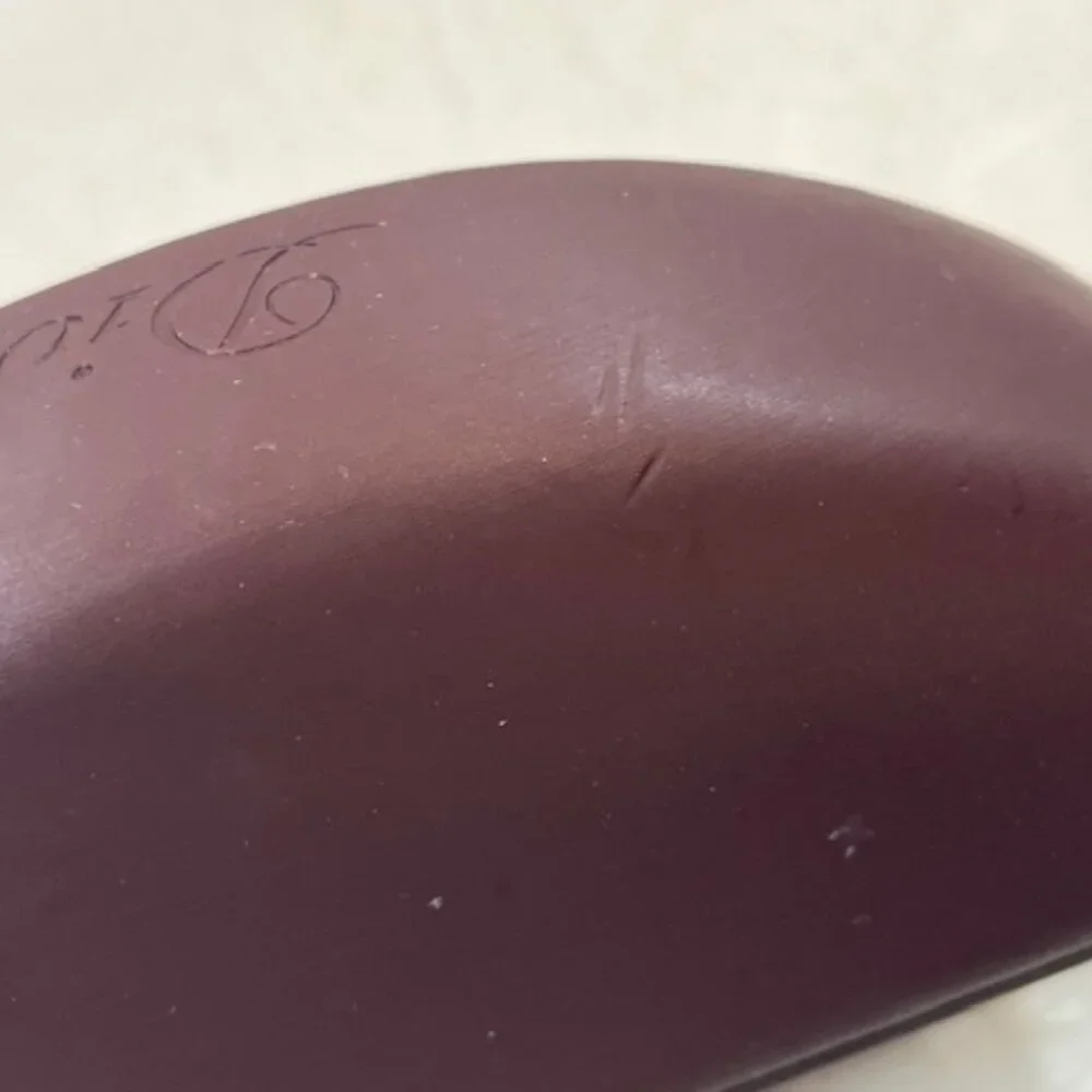 Diva sunglasses case